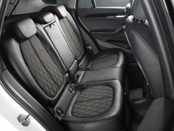 BMW X1, II (F48) фото №12