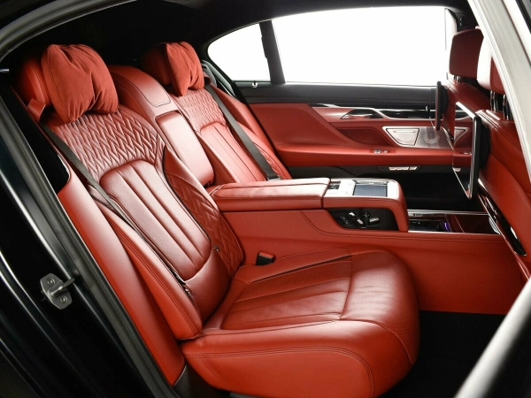 BMW 7 серии, VI (G11/G12) фото №14