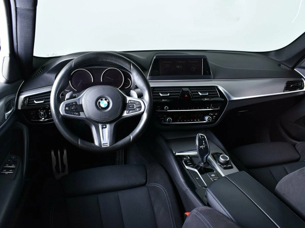 BMW 5 серии, VII (G30/G31/G38) фото №6