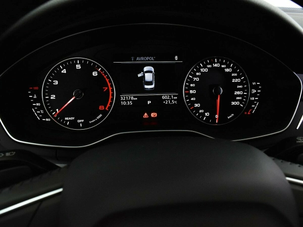 Audi A4, V (B9) фото №9