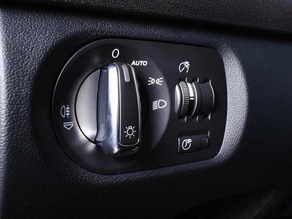 Audi A3, II (8P) Рестайлинг 2 фото №9