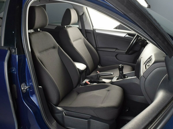 Volkswagen Jetta, VI Рестайлинг фото №7