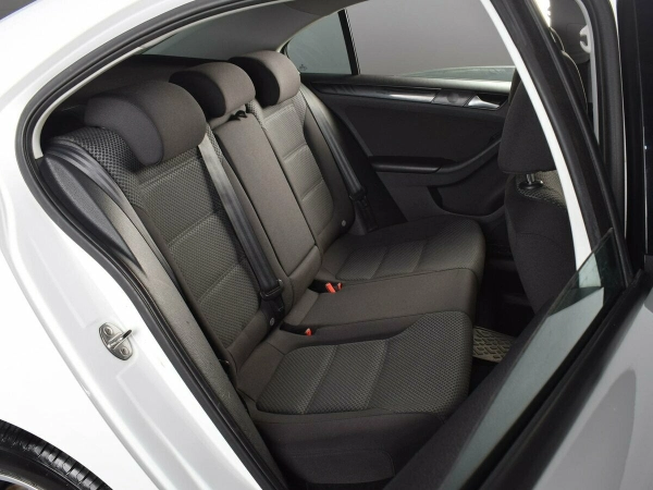Volkswagen Jetta, VI Рестайлинг фото №8
