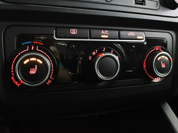 Volkswagen Jetta, VI Рестайлинг фото №10