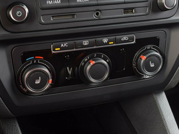 Volkswagen Jetta, VI Рестайлинг фото №7