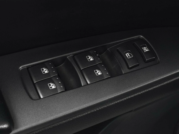 SsangYong Kyron, I Рестайлинг фото №10