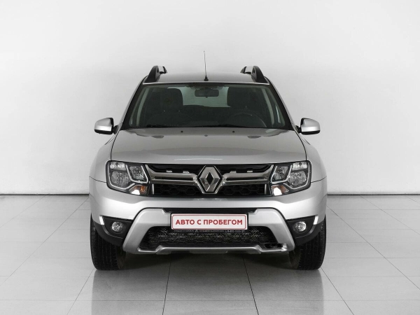 Renault Duster, I Рестайлинг фото №2