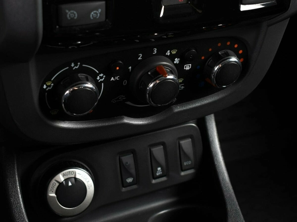 Renault Duster, I Рестайлинг фото №8