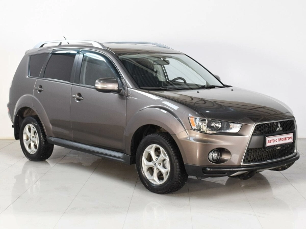 Mitsubishi Outlander, II Рестайлинг фото №1