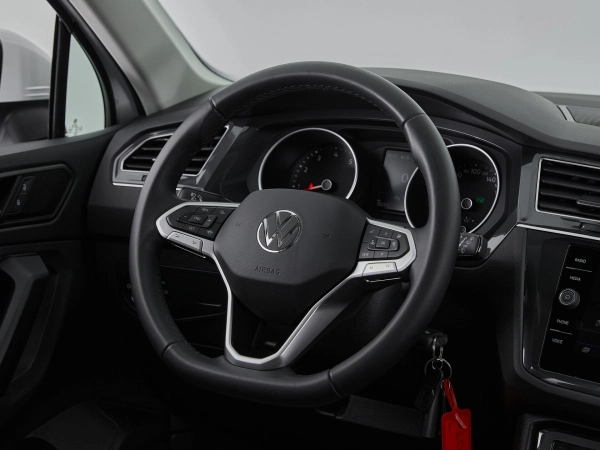 Volkswagen Tiguan, II Рестайлинг фото №18