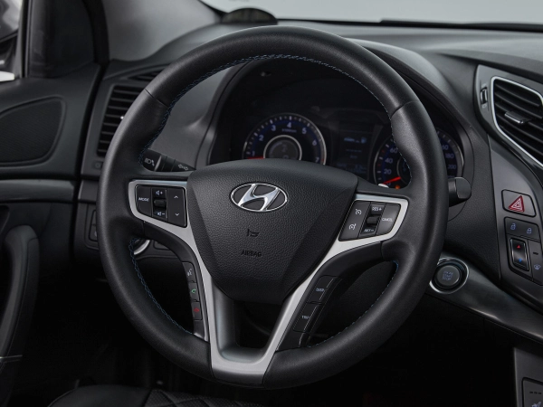 Hyundai i40, I фото №16