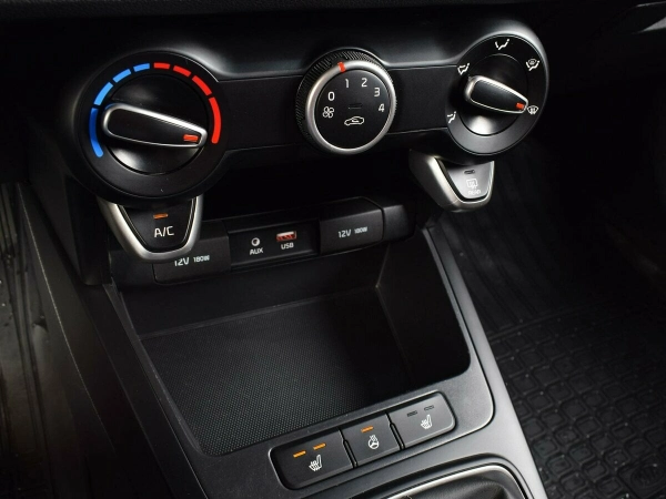 Kia Rio, IV фото №8