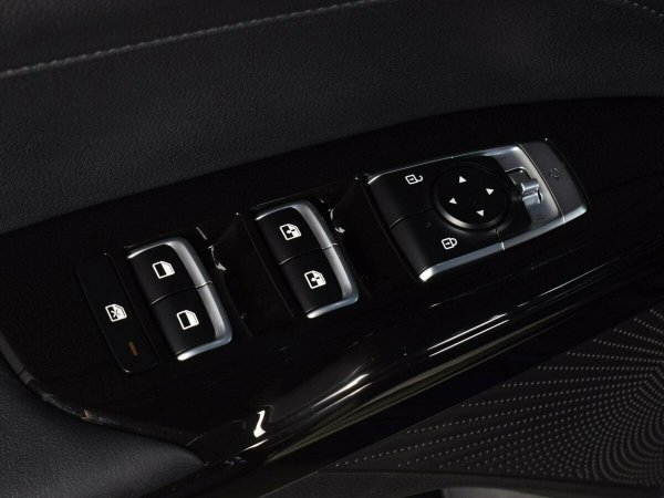 Kia K5, III фото №12