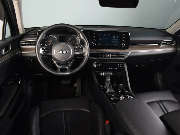 Kia K5, III фото №6