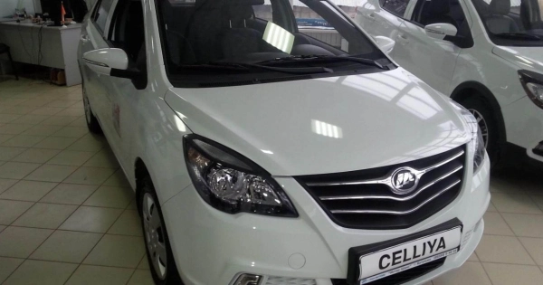 Celliya (530) Седан фото №9