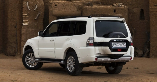 Pajero Внедорожник 5 дв. фото №10