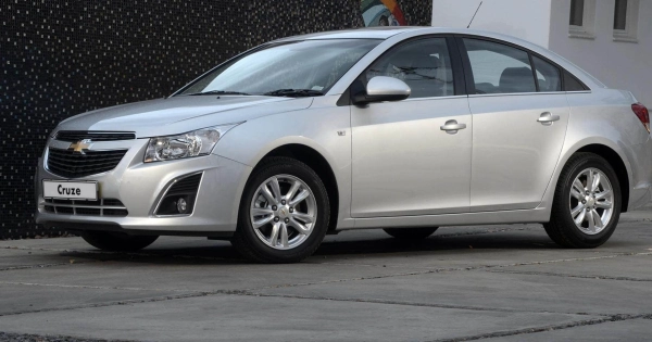 Cruze (HR) Хэтчбек 5 дв. фото №1