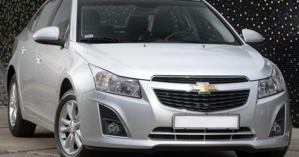 Cruze (HR) Хэтчбек 5 дв. фото №8