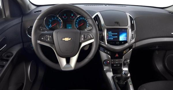 Cruze (HR) Хэтчбек 5 дв. фото №9