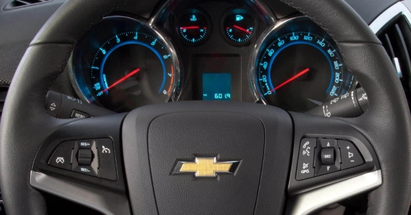 Cruze (HR) Хэтчбек 5 дв. фото №11