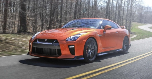 GT-R Купе фото №1