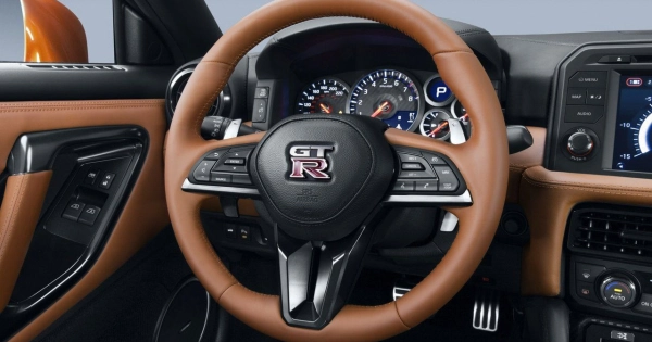 GT-R Купе фото №2