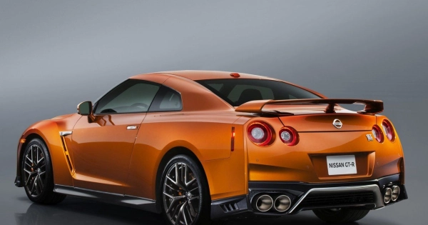 GT-R Купе фото №7