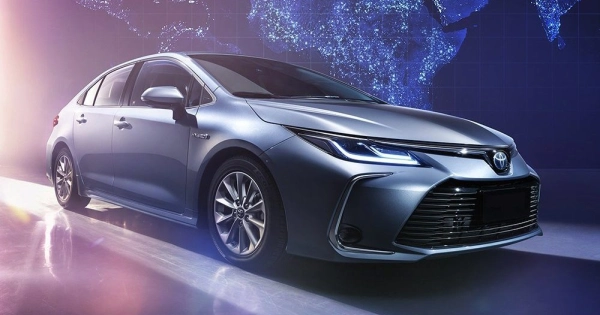 Corolla Седан фото №5