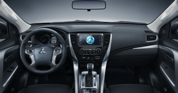 Pajero Sport Внедорожник 5 дв. фото №5