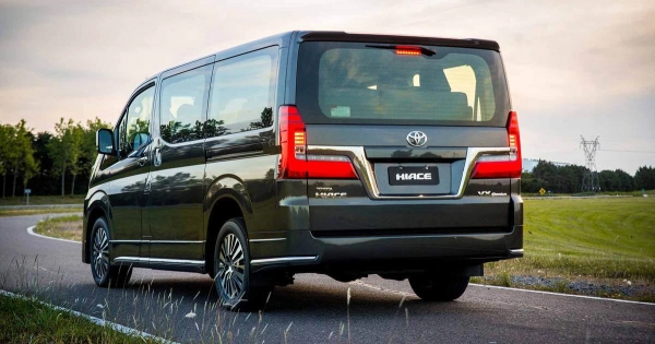 HiAce Минивэн фото №9