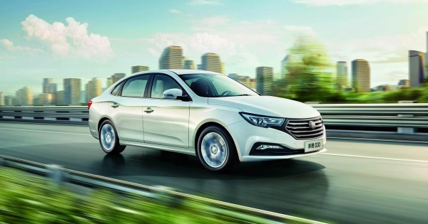 Besturn B30 Седан фото №1