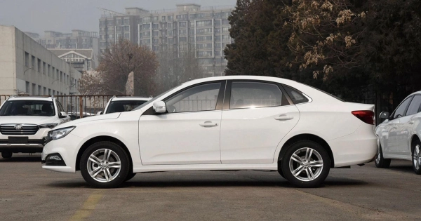 Besturn B30 Седан фото №3
