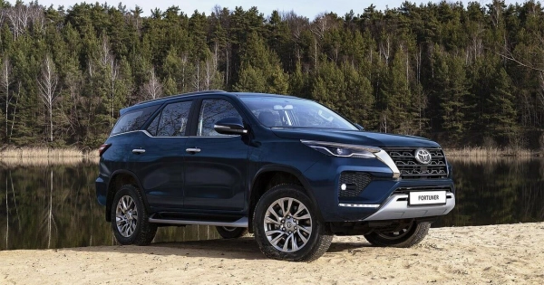 Fortuner Внедорожник 5 дв. фото №1