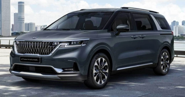 Carnival Минивэн фото №1