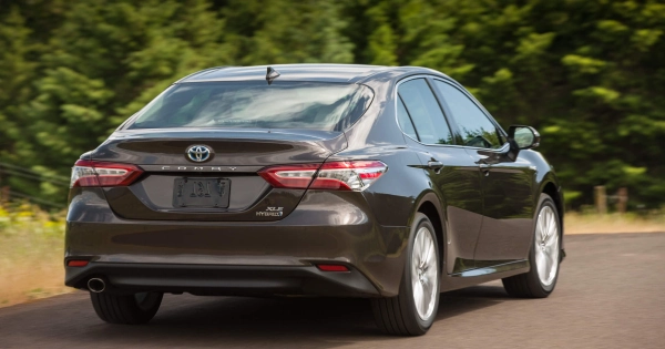 Camry Седан фото №6