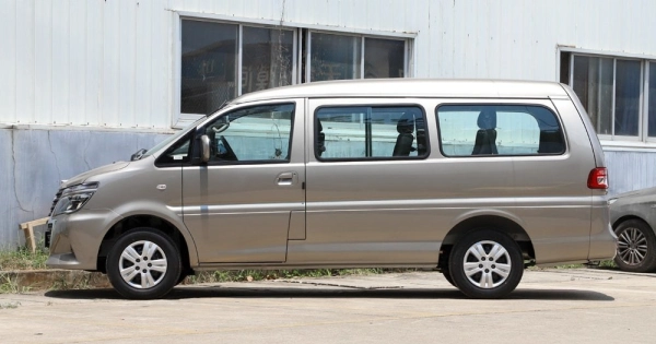 i-VAN Минивэн фото №3