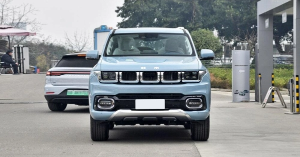 BJ60 Внедорожник 5 дв. фото №3