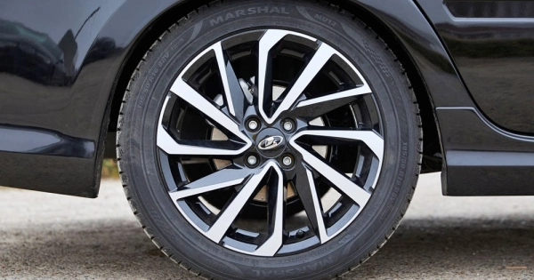Granta Лифтбек Drive Active/Sportline фото №18