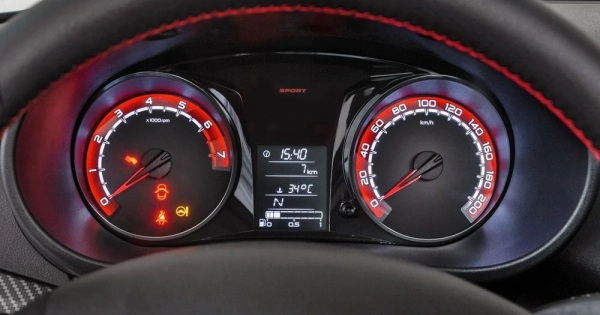 Granta Лифтбек Drive Active/Sportline фото №7