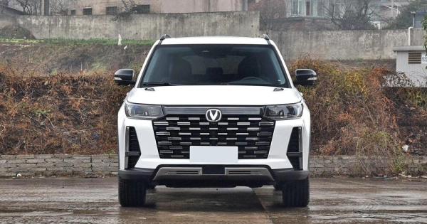 CS95 Plus Внедорожник 5 дв. фото №5