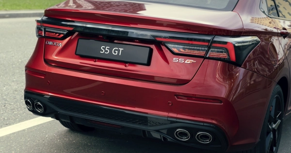 S5 GT Седан фото №7