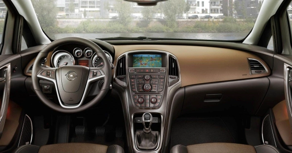 Astra Хэтчбек 3 дв. GTC фото №11