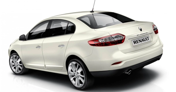 Fluence Седан фото №10